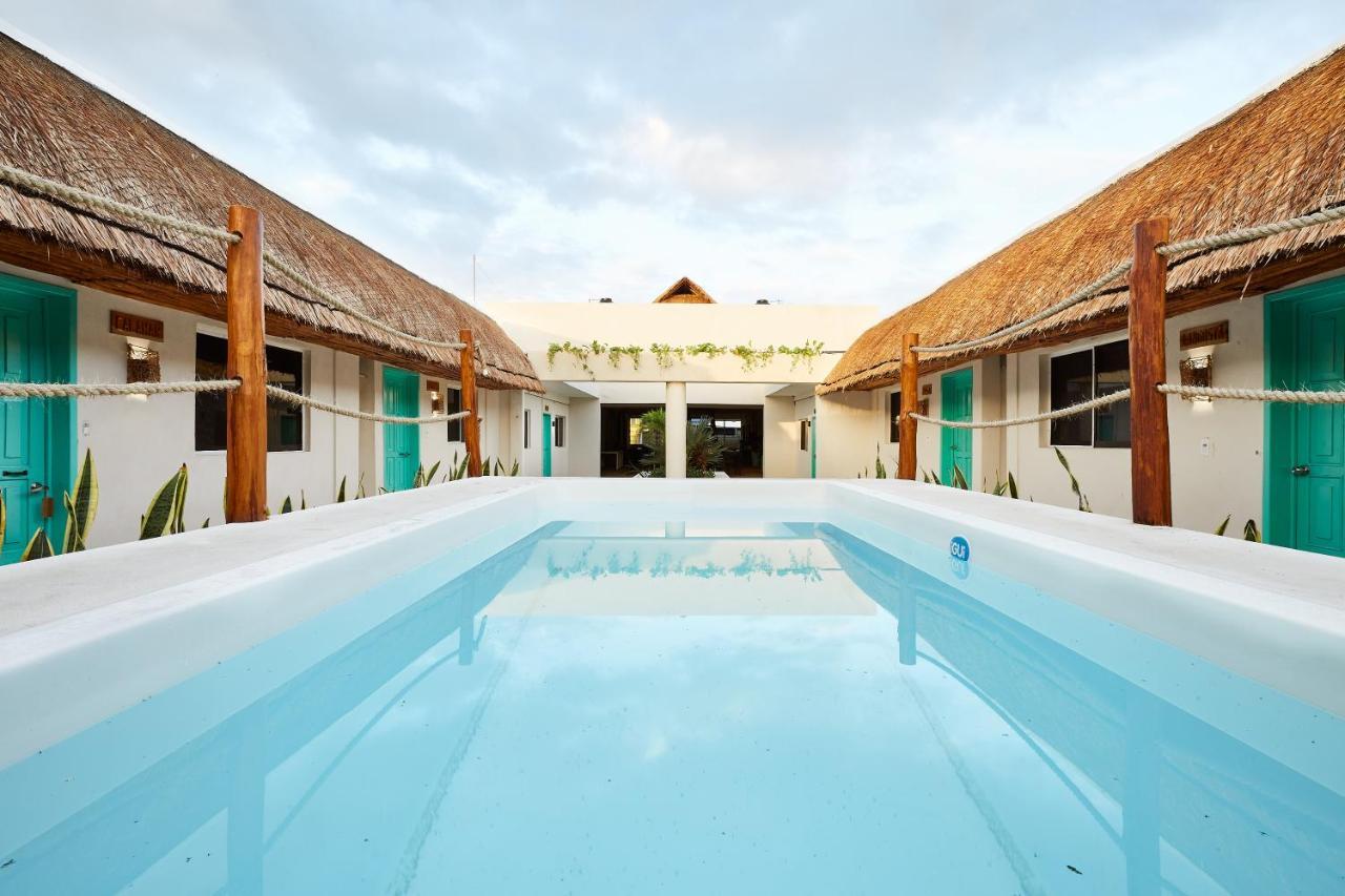 Hotel Pelicano Chiquila Exterior photo
